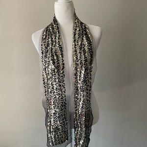 Sequin Embellished Decorate Ombré Scarf